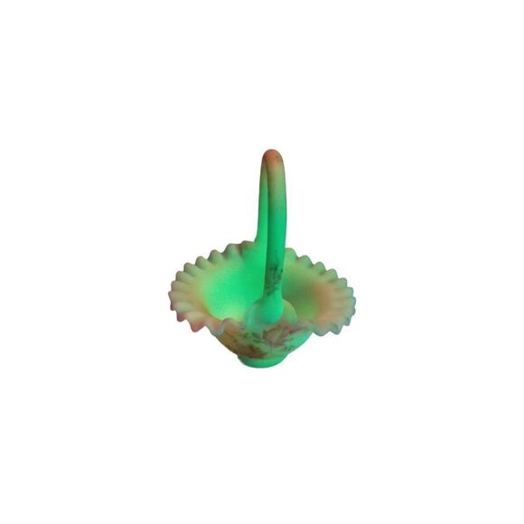 Fenton vintage Vaseline glass basket in good condition. Hand painted. - Picture 6 of 9